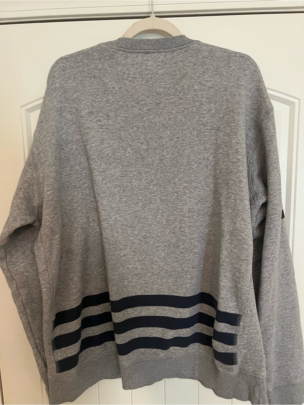 Adidas Men’s Originals Trefoil Box Logo Sweatshirt Sz XL - Picture 4 of 10